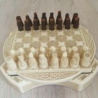 Shakki: History Craft Celtic Ivory Chess Set