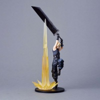 Figu: Final Fantasy VII Rebirth - Cloud Strife (30cm)