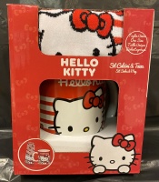 Lahjasetti: Hello Kitty Gift Set 2 - Mug With Socks